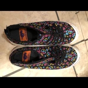 Rocket Dog peace sign shoes